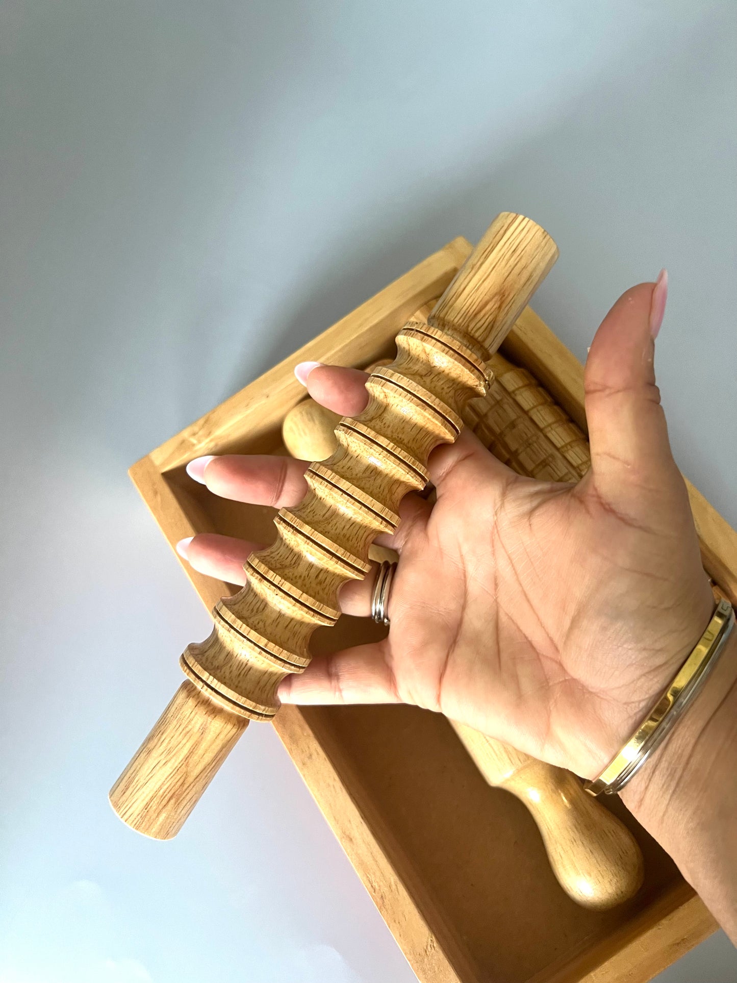 Wooden Rolling Pins with Tray (Set of 4) – A Versatile Teaching Aid for Inclusive Learning & Art