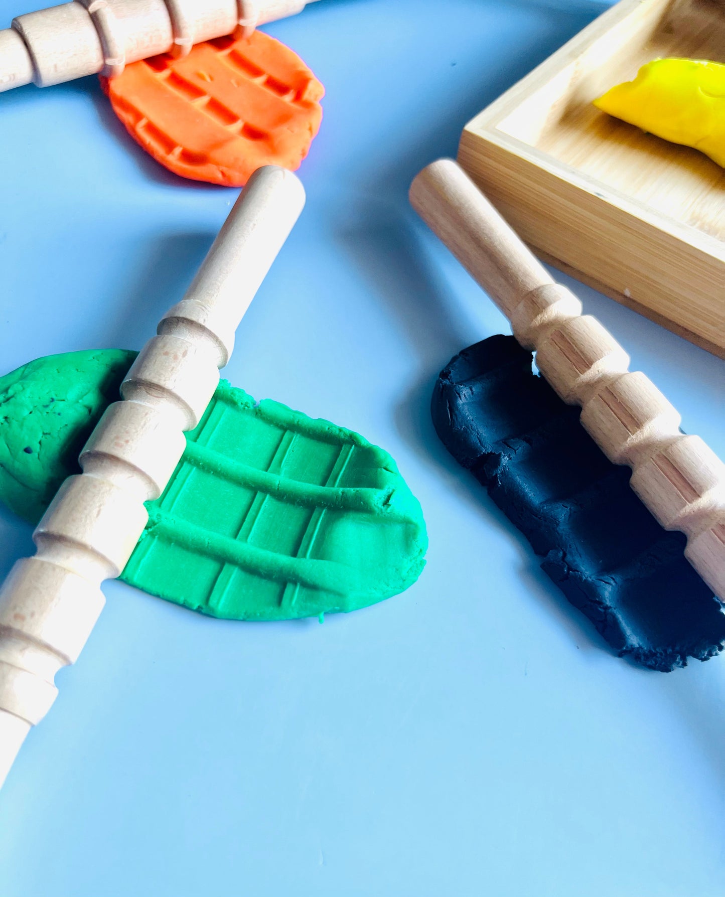 Set of 5 Wooden Rolling Pins – Hands-On Play for Early Learning